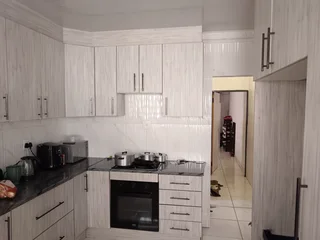 Spick and Span Two Bed House in Tsakane Ext5
