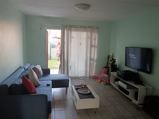 Upmarket Apartment 4 Rental @ Parkland Estate