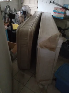 Beds - Ad posted by Roshan Rajkumar