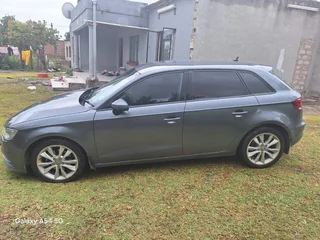 Chevrolet aveo 1.6 hatchback 2013