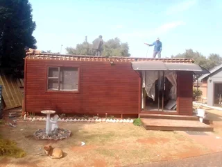 Log homes and design