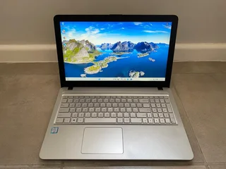 Asus Vivobook 15 X540UAR