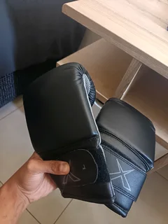 Boxing gloves 12 ounce