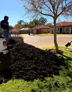 Lawn Dressing Available