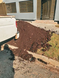 Lawn Dressing Available