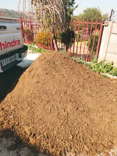 Lawn Dressing Available