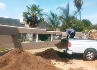 Lawn Dressing Make Your Grass Green Always