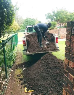 Lawn Dressing Make Your Grass Green Always