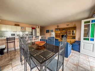 Hout Bay: short term rental, 3 bed duplex, available March 2026, negotiable