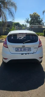 2015 FORD FIESTA 1.6 TDCI TREND 5DR - (Manual)