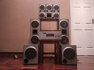 Sony 1510 watt HDMI Multi Channel Home Audio With 2x Tallboys,2 x Active SUBs,L Center,3 x Surround