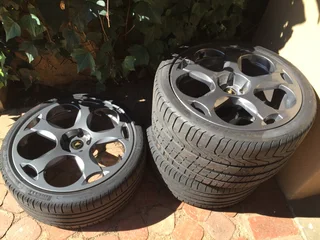Lamborghini Gallardo OEM wheels