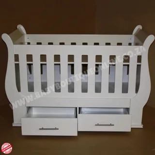 White baby cot