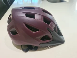LIV LADIES CYCLING HELMET