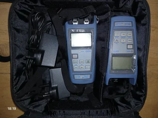 EXFO LIGHT SOURCE AND POWER METER