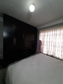 3 BEDROOM HOME TO LET IN RIVERLEA  EXT 3