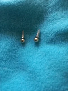 Gold stud earrings - small