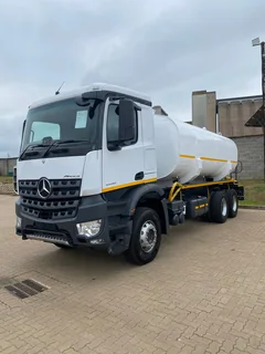 2019 Mercedes Benz Arocs 33-45 Water Tank