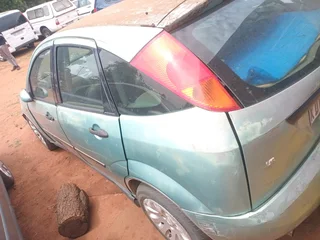 2000 Ford Focus Hatchback