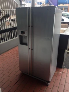 Fridge Repairs & Regas