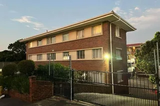 2.5 bedroom flat in Morningside 12.500