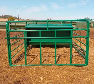 CATTLE CREEPFEED STATION