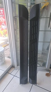 Single cap sidestep for Isuzu, Ford Ranger, Hilux, Mazda, Nissan Navara. leave your whatsapp number