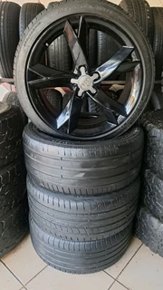 19 inch audi mags with 255 35 r19 tires leave me your whatsapp number if interested.