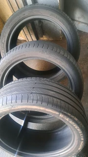 Three 205 45 r17 michelin normal tires, leave your whatsapp number if interested.