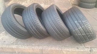 315 35 r21 and 285 40 r21 pirelli tires 4 porsche cayenne , leave your whatsapp number if interested