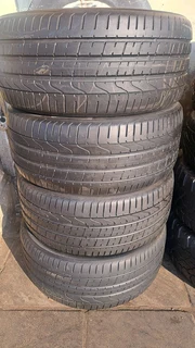 285/40R21 Pirelli tires. leave your whatsapp number if interested.