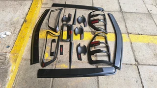 Ford Ranger Windows shield, front and back lighttrim, door handles, etc. leave your whatsapp number