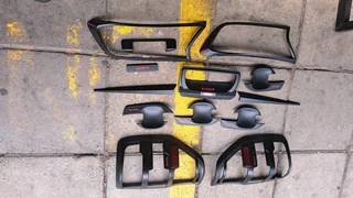 Ford Ranger Windows shield, front and back lighttrim, door handles, etc. leave your whatsapp number