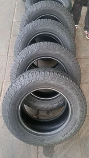 265/65R17 Pirelli scorpion all terrain tires. leave your whatsapp number if interested.
