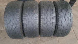 Pirelli scorpion all terrain 265/65R17 tires. leave your whatsapp number if interested.