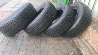 Whitewall Royal Black tires size 265/65R17 for sale. leave your whatsapp number if interested.
