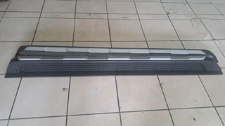 Ford Ranger side step double cab for sale. leave your whatsapp number if interested.