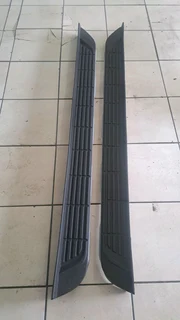 Ford Ranger side step double cab for sale. leave your whatsapp number if interested.