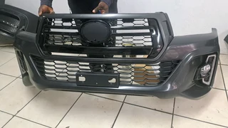 Toyota Hilux legend 50 complete front bumper. Leave your whatsapp number if interested.