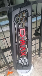 2016 to 2019 ISUZU D-max Front Grill. leave your whatsapp number if interested.