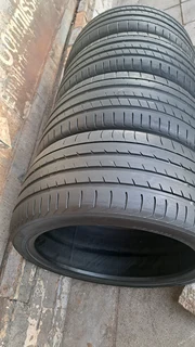305/35R23 Yokohama tires. Leave your whatsapp number if interested for follow-up.