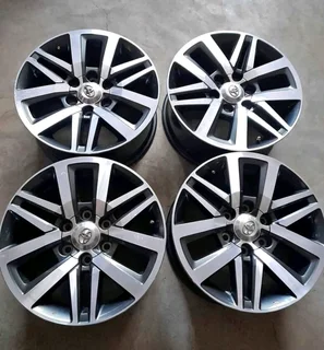 18 Inch Toyota Hilux (Dakar, D4D, Gd6), Fortuner rims 4 sale. Leave your whatsapp number if interest