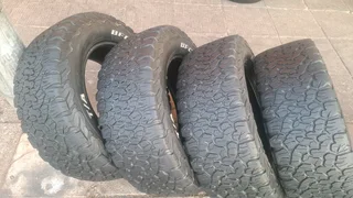 4x BFgoodrich tires of size 285/60R18. leave your whatsapp number if interested 4 pricing.