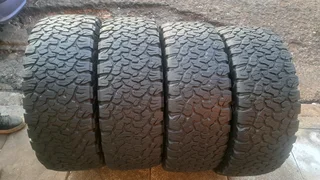 4x BFgoodrich tires of size 285/60R18. leave your whatsapp number if interested 4 pricing.