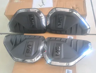 Ford Ranger T9 fender covers. leave your whatsapp number if interested for follow-up.