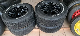 17 Inch Ford Ranger mag rims with 265/65R17 Dunlop Grandtrek tires of 92 threadleft.