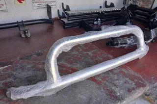 Toyota Quantum chrome Nudge bar &amp; step tow bar. leave your whatsapp number if interested.