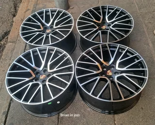  21-inch wide &amp; Narrow(Porsche Macan, Audi Q7) mag rims. Leave your whatsapp number.