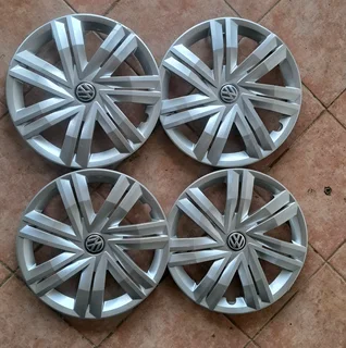  14-inch VW Polo wheel covers. Call/WhatsApp0️⃣6️⃣8️⃣7️⃣5️⃣1️⃣4️⃣4️⃣4️⃣2️⃣