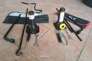 ✅️GWM jack and Quantum jack for sale. Leave your whatsapp number if interested.